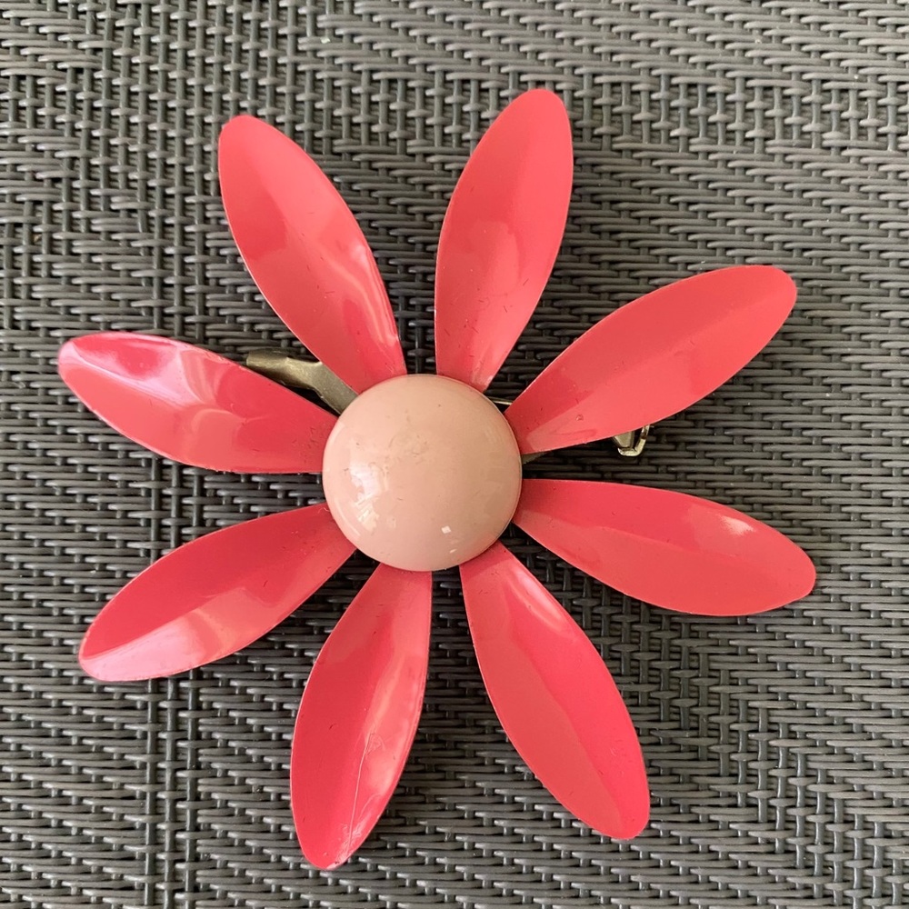 Vintage Flower Brooch